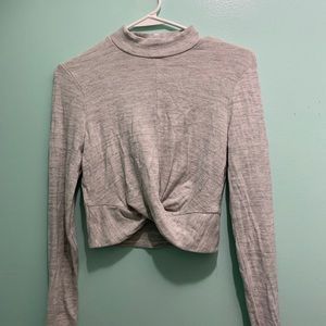 Grey cropped tied shirt